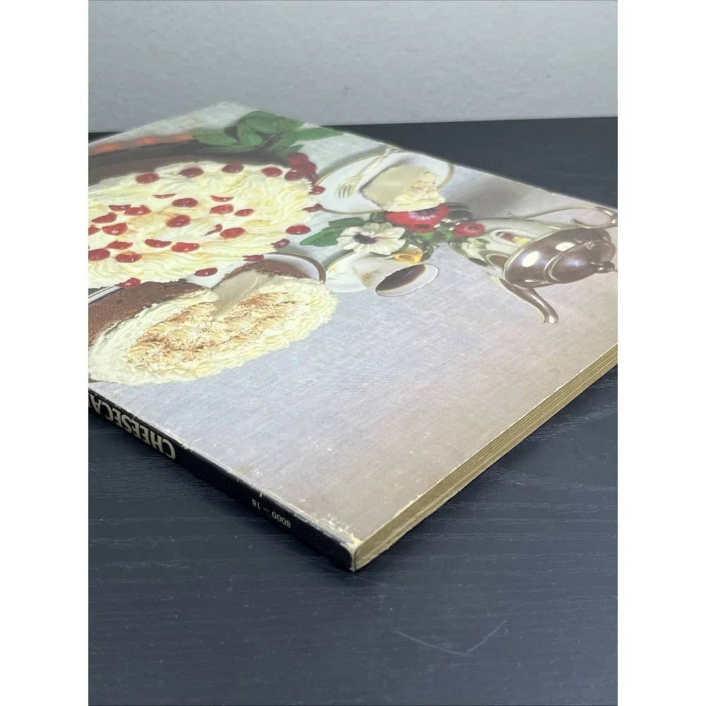 Wonderful Ways to Prepare Cheesecakes Jo Ann Shirley Vintage Cookbook